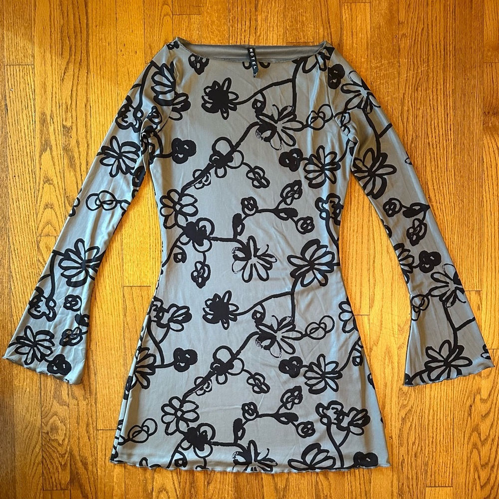 Urban Outfitters Motel Brand Bodycon Long Sleeve Floral Painted Dress